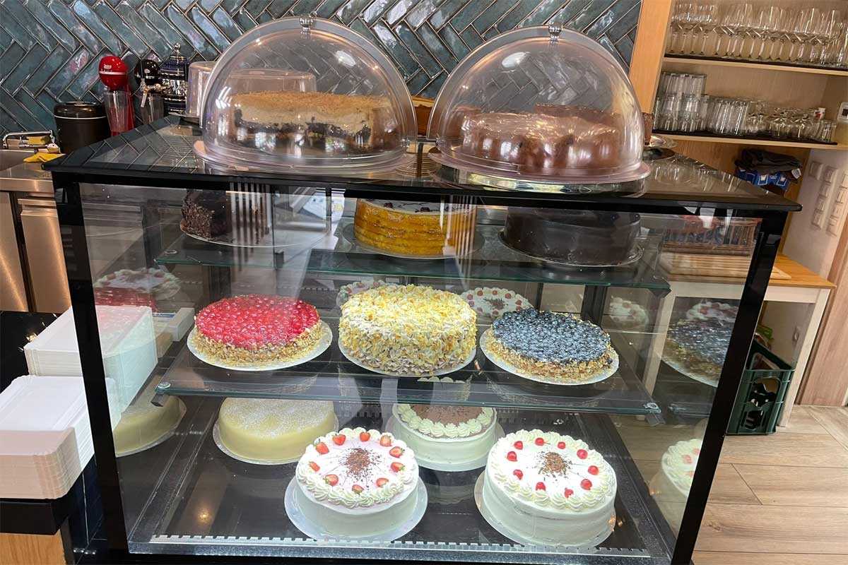 Cafe-Bistro-Restaurant81